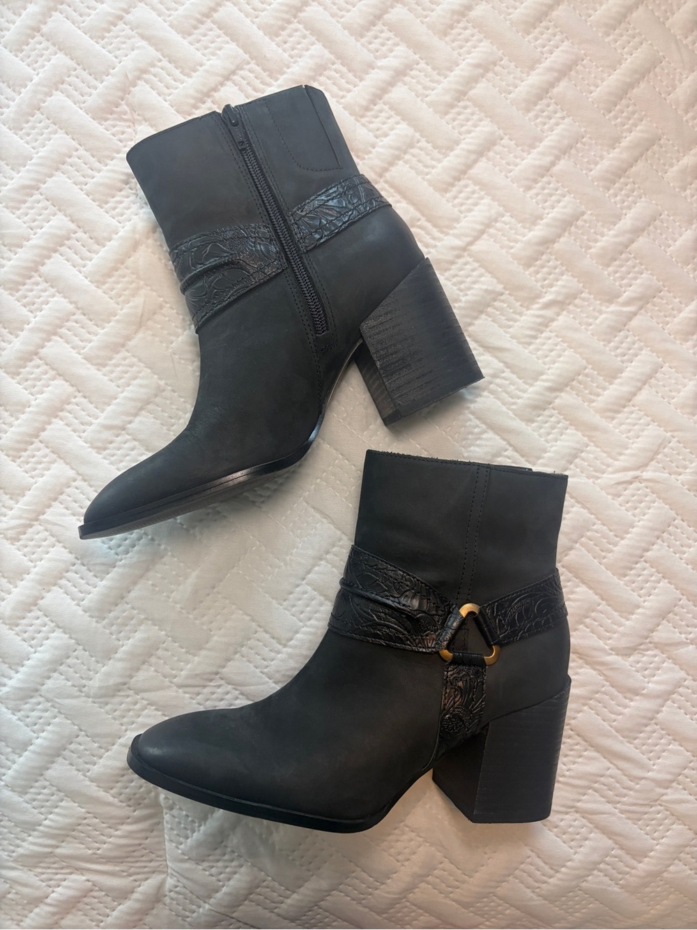 Vionic | Black Leather Ankle Booties with Textured Strap